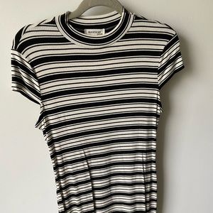 NWOT Monteau Mini 👗